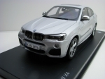  BMW X4 Glacier Silver 1:18 Paragon Models 